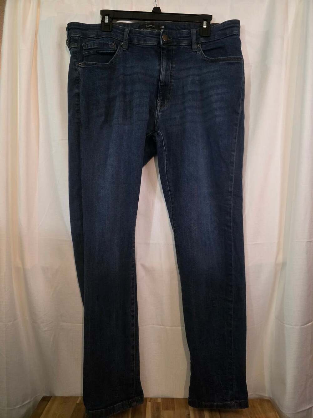 Tahari Dark Wash Stretch Denim Jeans W 38